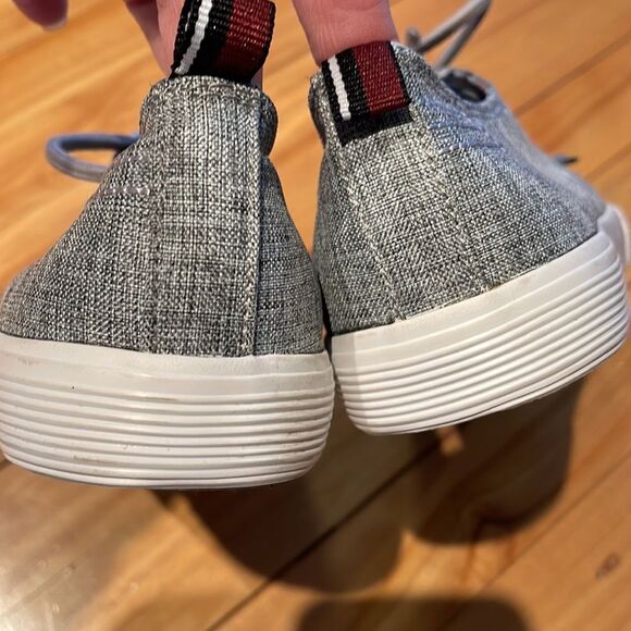 Ben Sherman heather gray canvas white sidewall tie sneakers. Size 7. - Picture 3 of 8